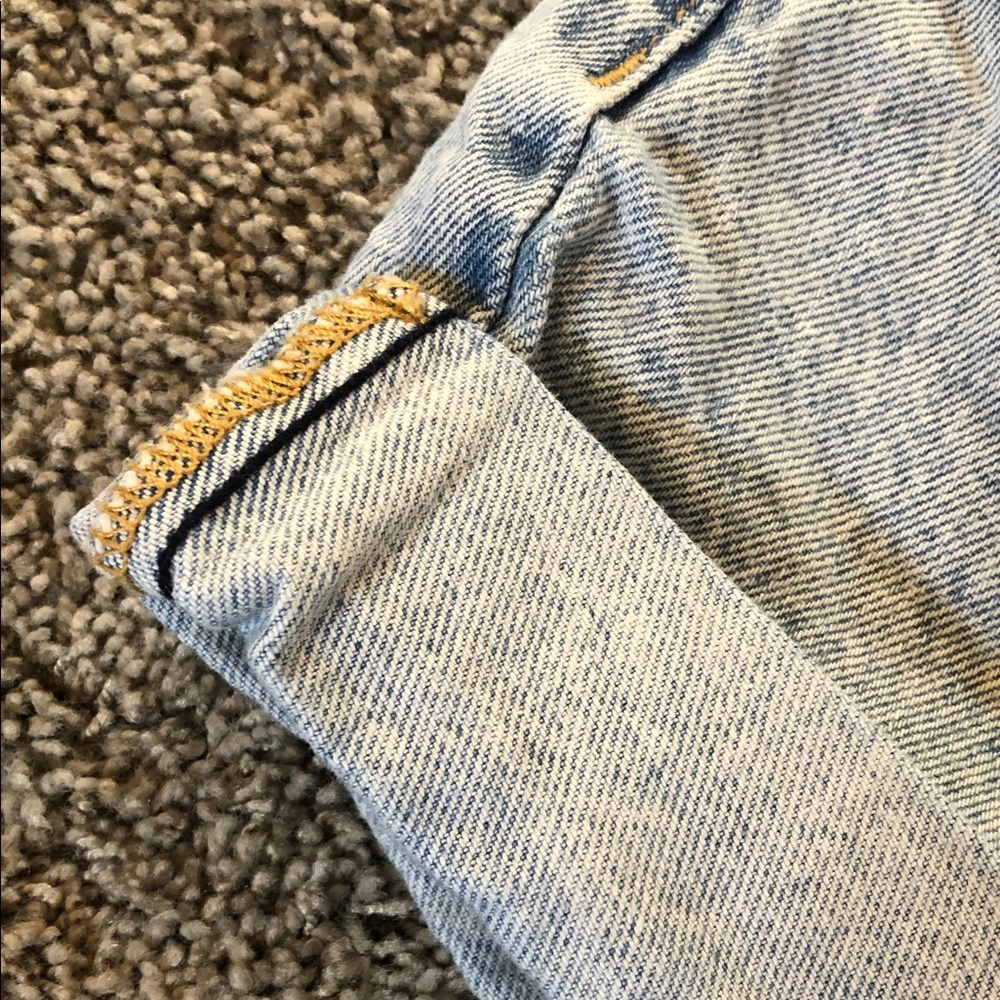 Wild Fable Vintage-Style Light Stonewash Denim Roll-Cuff Women’s Shorts size 2 - Picture 5 of 8
